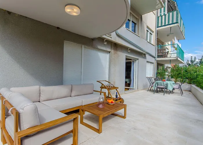 Gilda Lux Lägenhet *