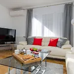 Gilda Lux Апартаменты Сплит